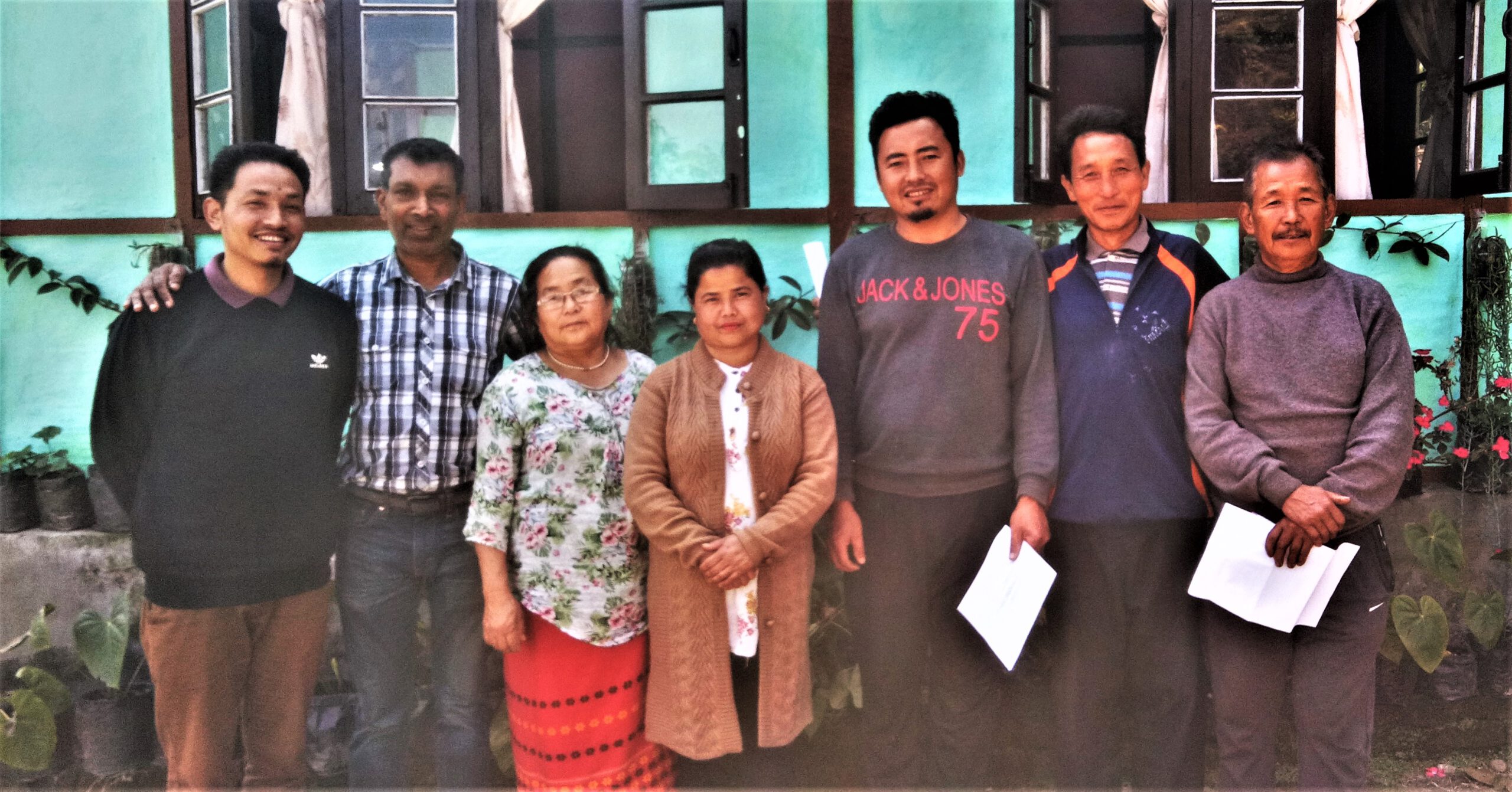 Micro credit salibong basti Een groep mensen in India