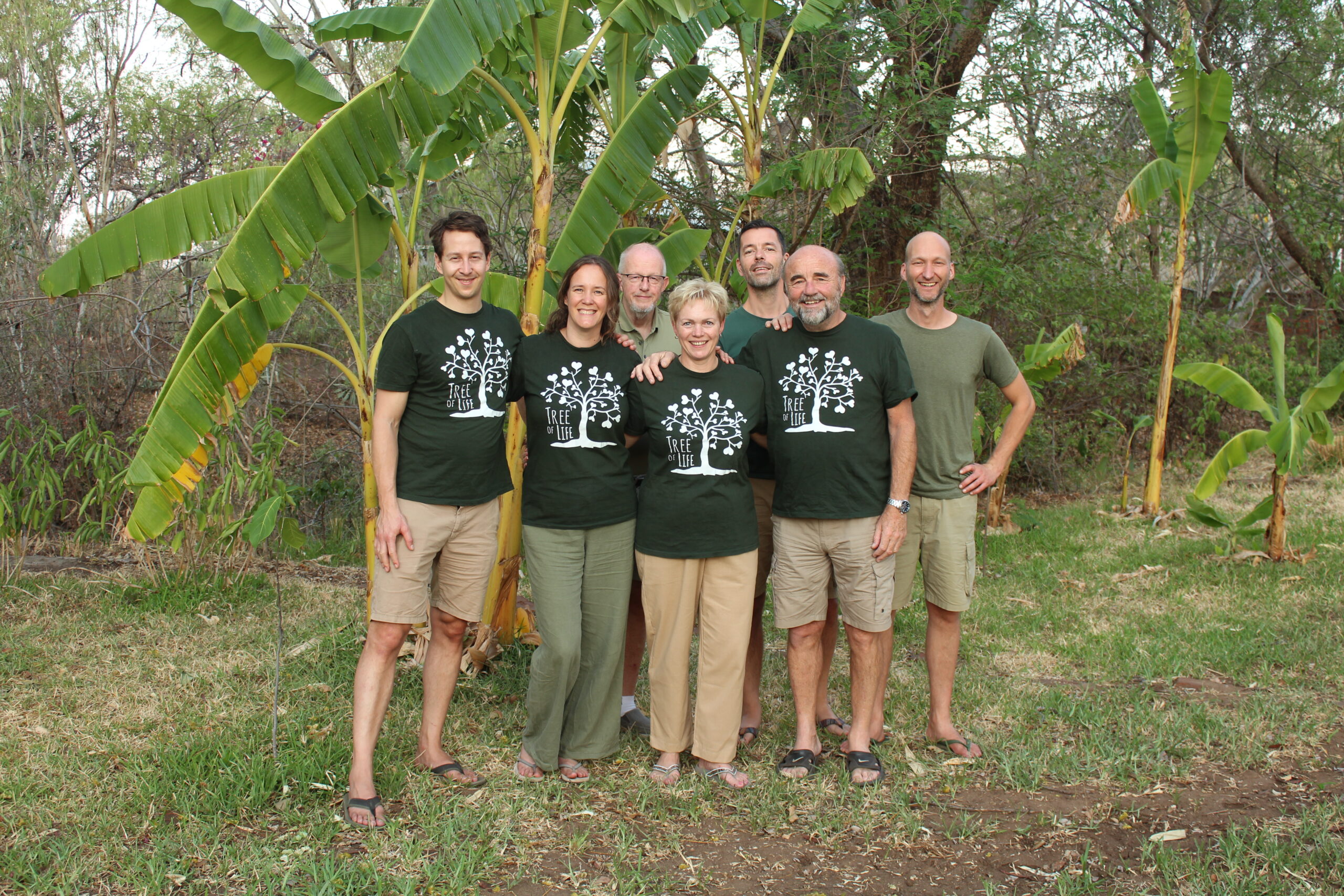 Groepsfoto bestuur en team Foto team en bestuur in Malawi van Tree of Life