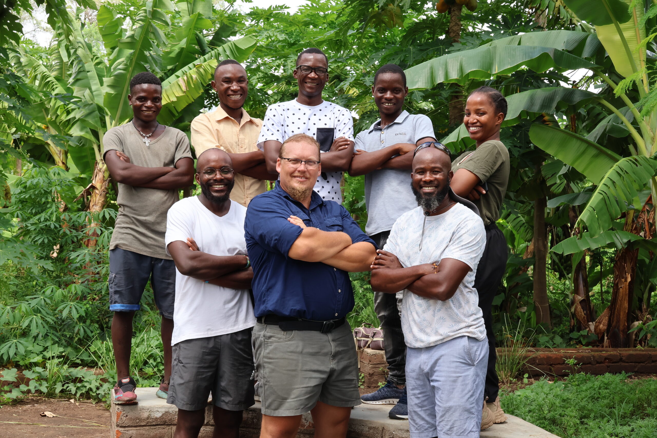 Team foto Malawi Team managers project Malawi poseren voor de foto