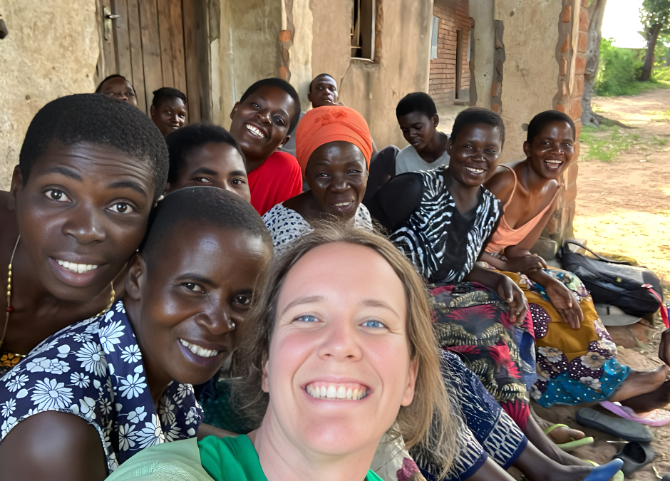 In gesprek met boerinnen in Malawi: waarom mulch werkt tegen droogte